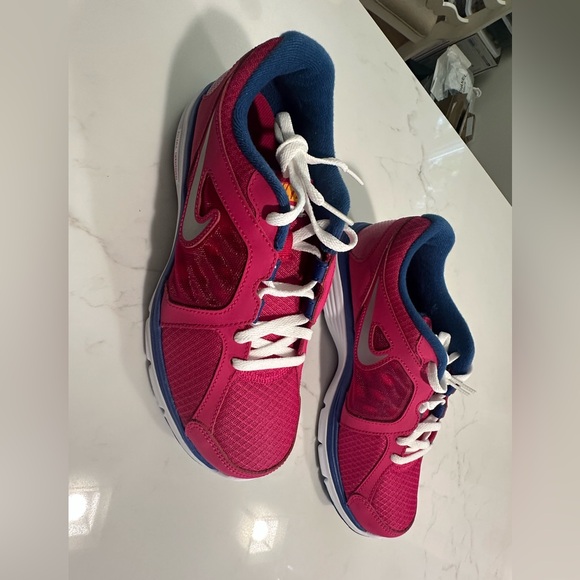 Nike Kids Dual Fusion Pink Sneakers - Youth 6.5 - Picture 3 of 5